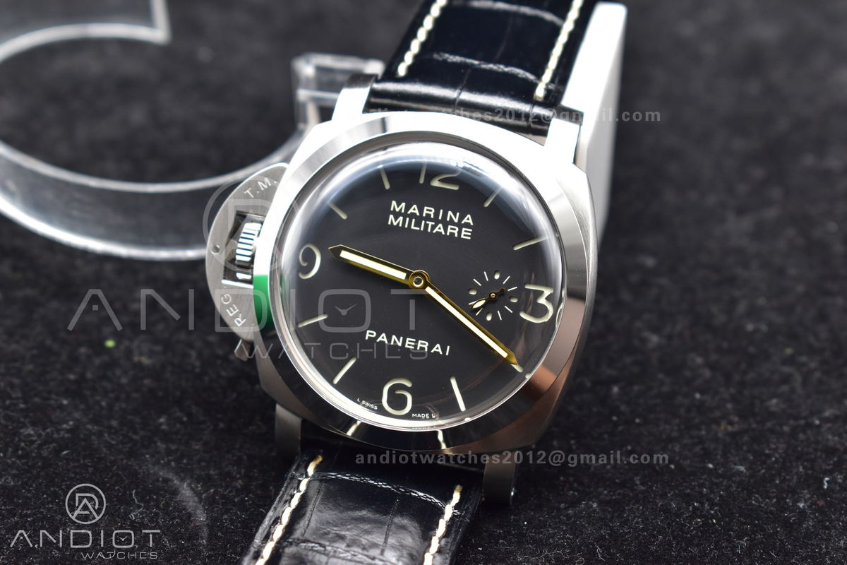 PAM217 H XF 1:1 Best Edition Superlumed Dial on Black Leather Strap A6497 with Y-Incabloc